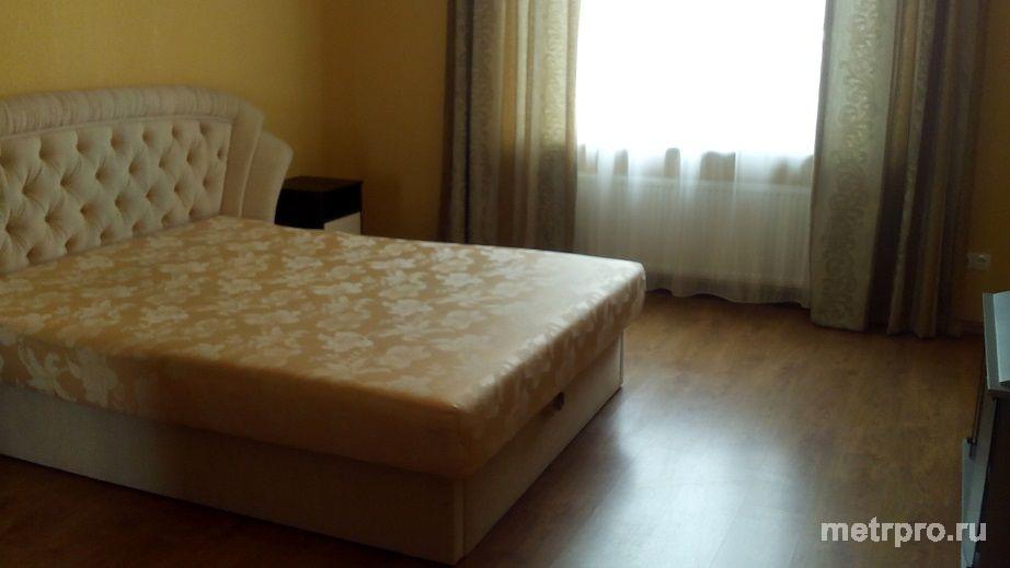 Для отдыха в  Евпатории сдается двухкомнатная квартира 100 м.кв. на четвертом этаже в элитном доме в районе...