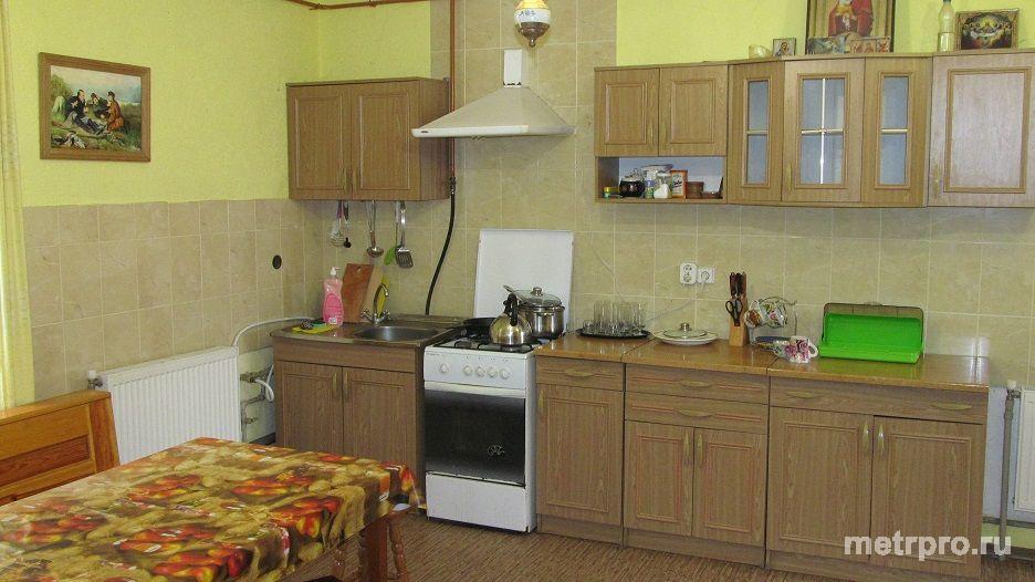 Трехкомнатный дом в Евпатории для отдыха большой семьей в отдельном дворе на два дома по ул. Лиманной... - 11