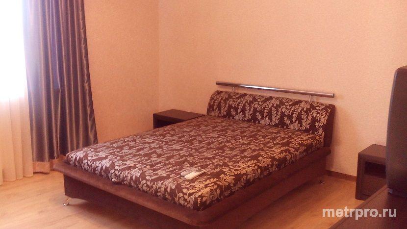 Сдается в аренду двухкомнатная квартира на втором этаже  в центре Евпатории возле Театральной площади, парка Ленина,...