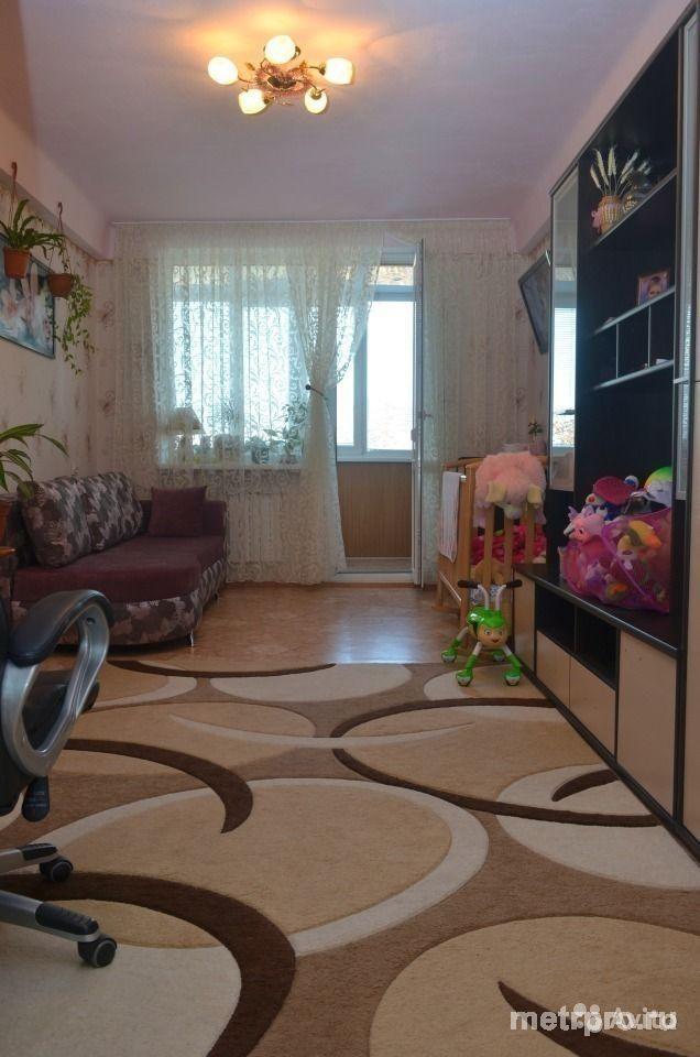 Продается двухкомнатная квартира на четвертом этаже в середине пятиэтажного дома. В квартире делался хороший ремонт...