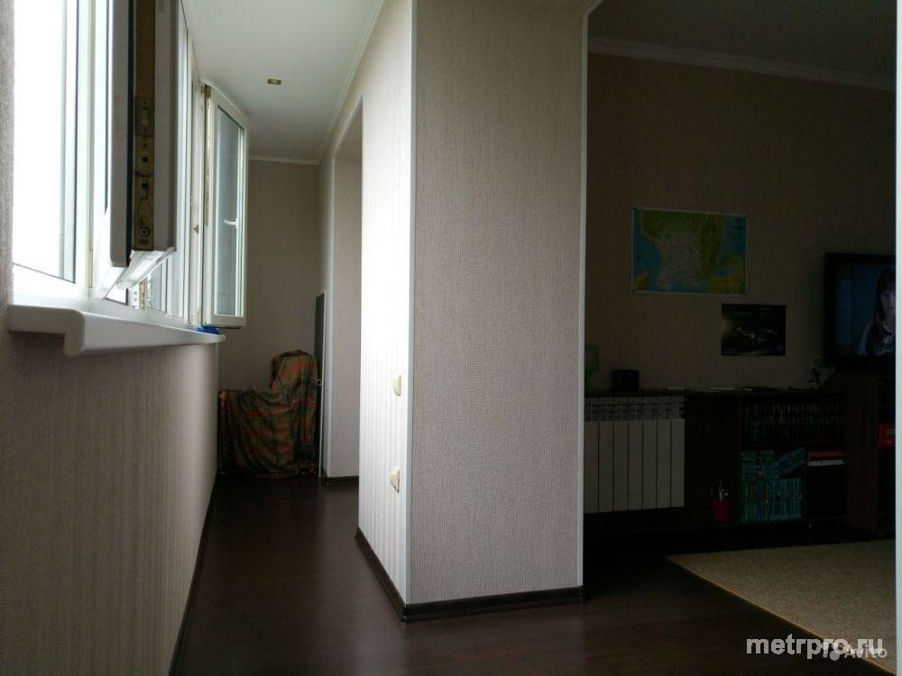 3-к квартира 82 метра, кухня 18м! Вид на Максимову Дачу. Район Московской школы, остановка '38 Школа'. Рядом... - 3