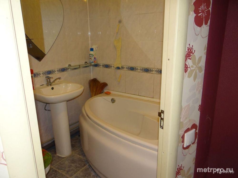 Продам квартиру, есть пристройка, площадью 13,5 кв. м. Хороший ремонт. Рядом кинотеатр, много магазинов, остановка... - 6