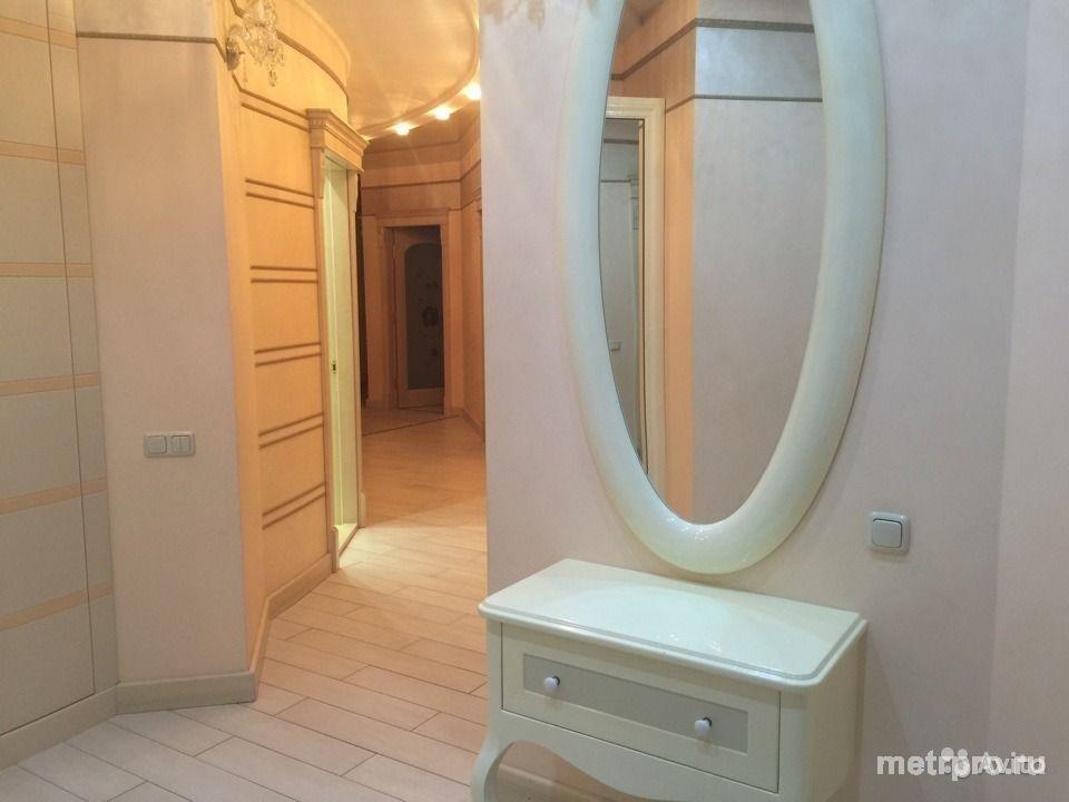 Продам 3х комнатную квартиру, до пляжа 200м, панорамные окна с видом на море, балкон, 2х контурный котел, теплые... - 2