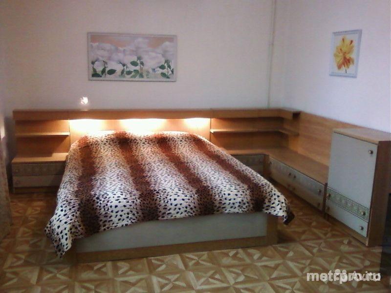 Сдам комфортабельную квартиру, расположенную у входа в Парк Победы, пешком по парку до пляжей 10 мин. (Парк...