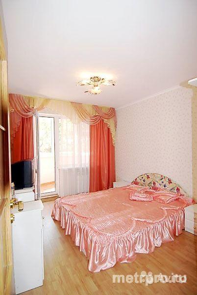Сдается 3-х квартира в новострое. 3 раздельные комнаты, большая кухня, 2 балкона. Имеется парковка во дворе. Удобный... - 6