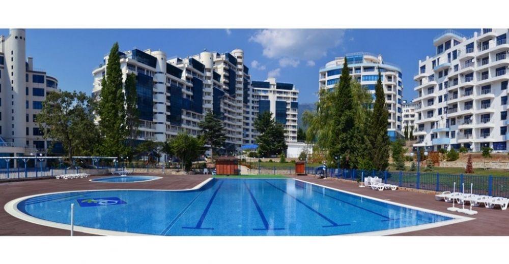 Продажа 3к квартиры в закрытом жилом комплексе «Ришелье Шато» Гурзуф.  Квартира расположена на 3 этаже 6 этажного VIP...