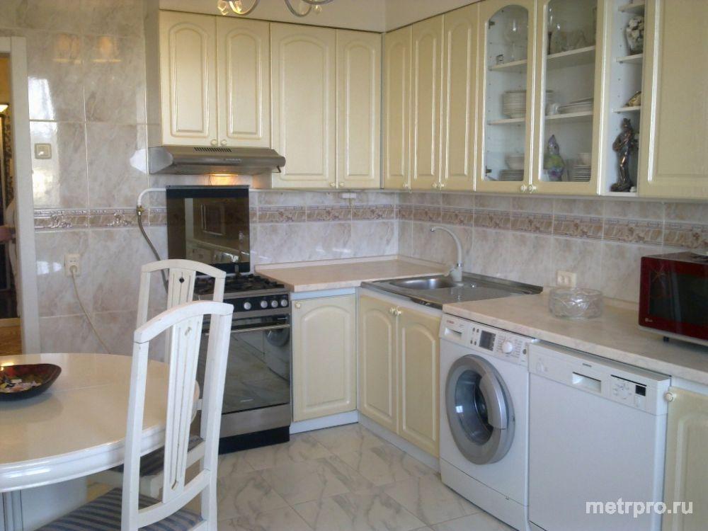 3 к.кв в Ялте, дизайнерский евроремонт 173 000 $  3 к.кв в Ялте, ул. Санаторный въезд (район музея «Домик Чехова»),...