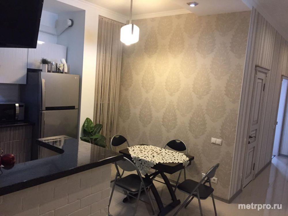 Продам квартиру в новостройке, 4-к квартира 130м.кв., на третьем этаже пятиэтажного монолитного дома.  Продаются... - 5