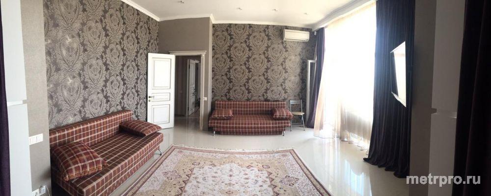 Продам квартиру в новостройке, 4-к квартира 130м.кв., на третьем этаже пятиэтажного монолитного дома.  Продаются... - 12