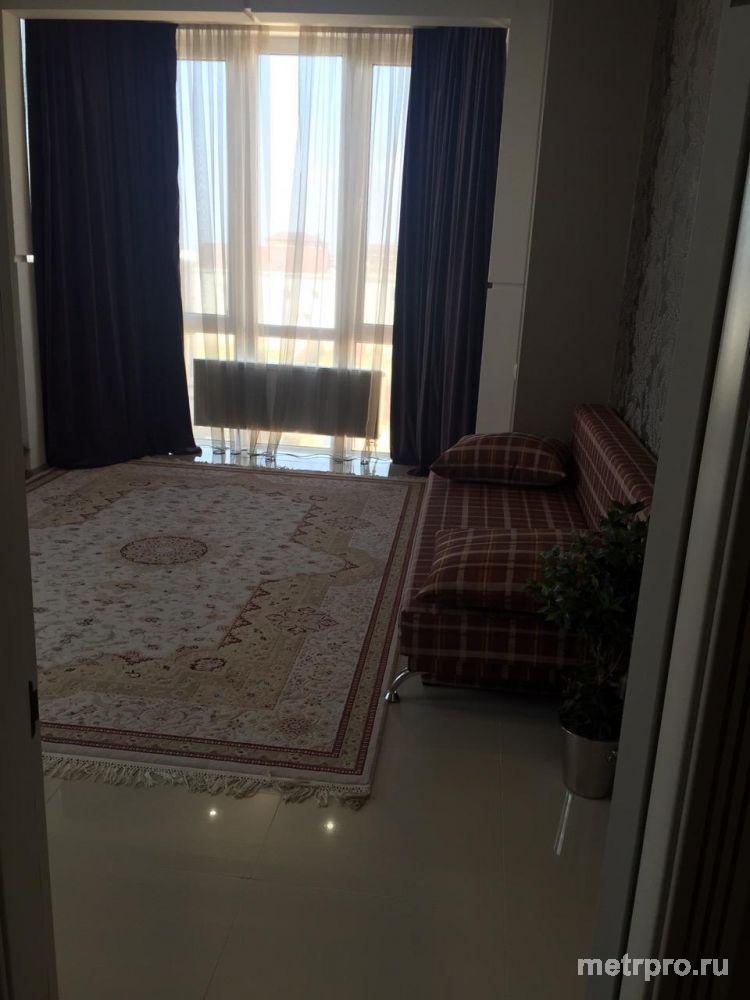 Продам квартиру в новостройке, 4-к квартира 130м.кв., на третьем этаже пятиэтажного монолитного дома.  Продаются... - 14