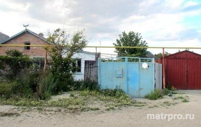 Продаётся участок с домом в черте города. Первая линия, удобный подъезд с Симферопольской трассы, участок большой,...
