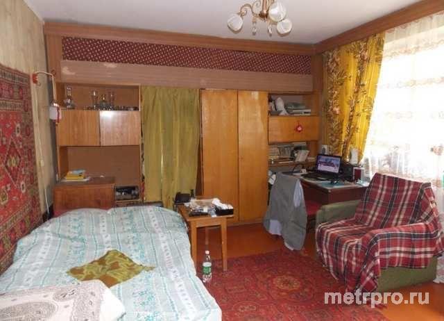 1 ком квартира 35,8 кв м 4/5 эт р-н магазина Горный, жилая 19,6 кв м, кухня 6,8 кв м, санузел с ванной совмещён 3,3...