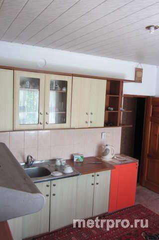 г Старый Крым, ул Суворова, дом 180 кв. м, участок 8 соток.В доме 4 комнаты.Кухня,туалет,коридор,санузел... - 6