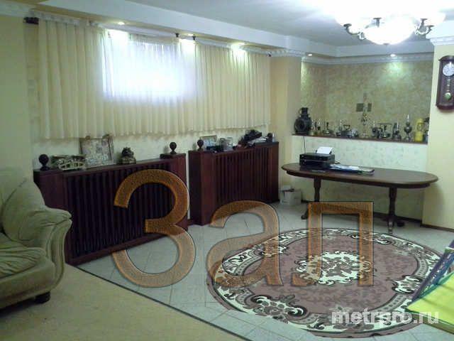 г Феодосия, Симферопольское шоссе, 3 ком квартира, 141,6 кв м Продается 3 ком квартира 141.6 м на 1 этаже 5-этажного... - 9