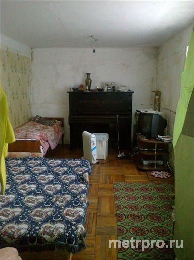Продаётся &frac12; доля в 2-х комнатной квартире, м/с, в Массандре, с возможностью расширения на преддомовой... - 2
