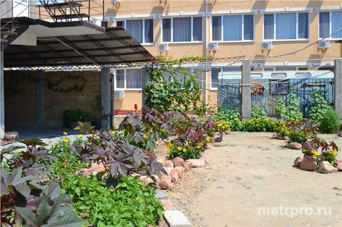 Пансионат в пгт Николаевка по адресу ул. Морская. Участок в 14 соток расположен в первой линии поле 100метровой зоне... - 2