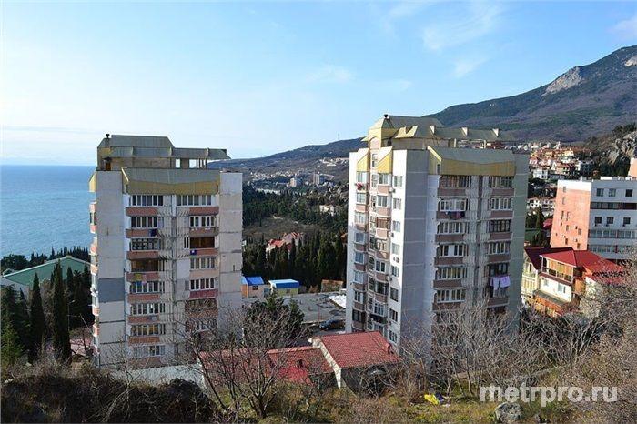 Продаётся квартира в сказочном Гурзуфе ( ЯЛТА, АРТЕК, ЮЖНЫЙ БЕРЕГ КРЫМА) на самом берегу черного моря... 3х... - 5