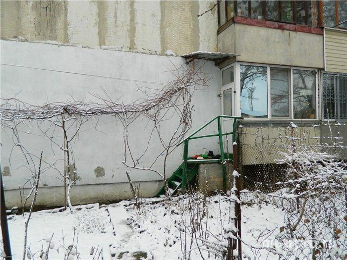 Продам 3-х комнатную квартиру по ул. Беспалова.1/5 этаж.Общая площадь 67м2.Состояние квартиры хорошее и жилое!Сделан... - 1