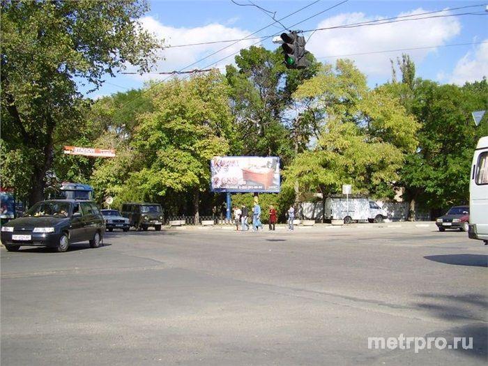 Квартира студия с лучшим видом из окна на достопримечательность Симферополя-вокзал! Большой балкон 12 кв.м, высокие...