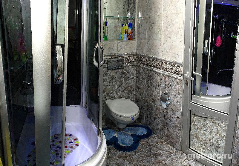 СДАЕТСЯ ПОСУТОЧНО видовая однокомнатная квартира-студия  класса VIP  в историческом и культурном центре (... - 9