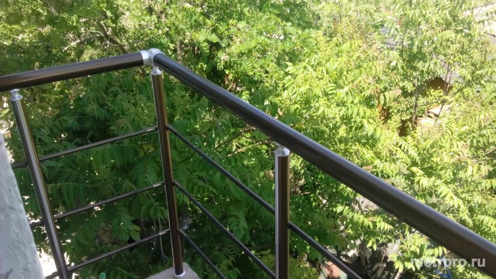 Новый двухэтажный с мансардой, из местного камня ракушняка в камень, все коммуникации подключены, вид на площадь... - 8