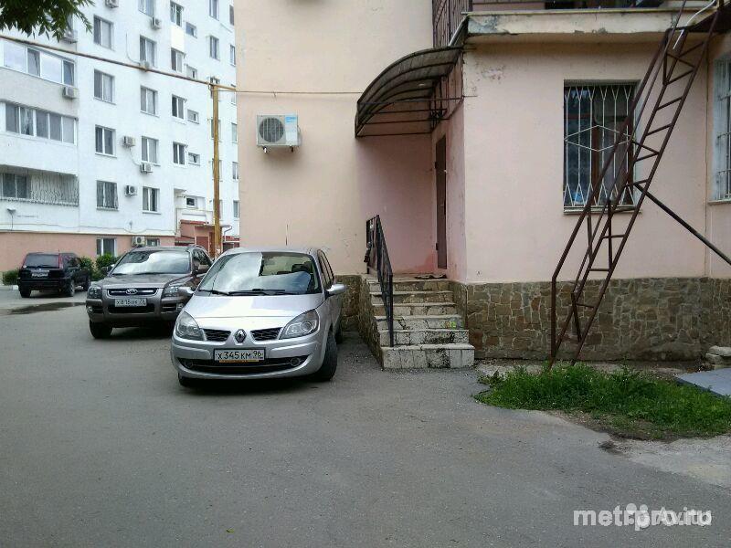 Продаю гостиницу в тихом районе Феодосии. В пяти остановках автобусом до центральной набережной, в семи минутах... - 1