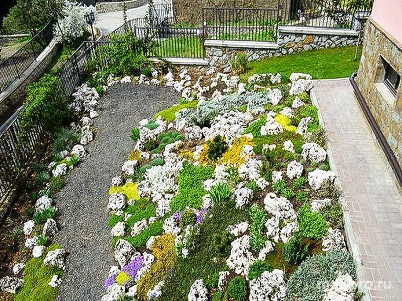 Предоставляется в аренду комфортабельная двухэтажная вилла в курортном посёлке 'Вилла-Роз' на южном берегу Крыма в... - 23