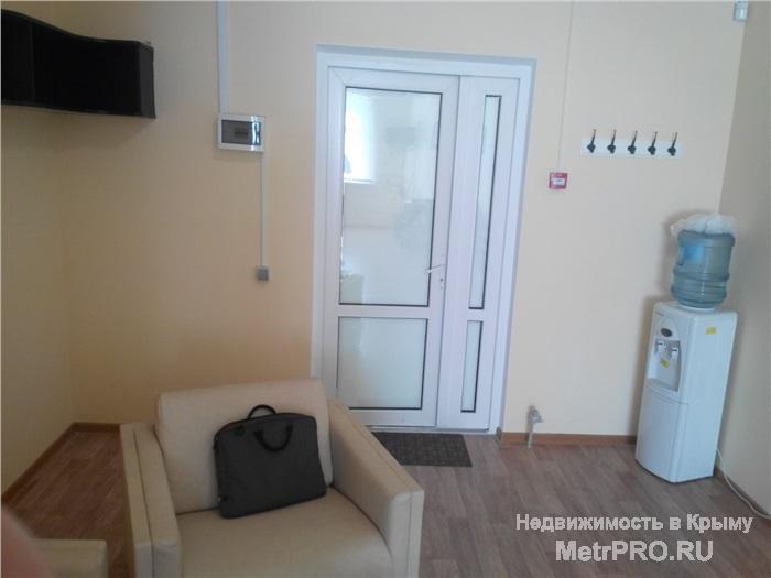 Сдается в Аренду Новое Офисное помещение в Центре города - Арт Бухта г. Севастополь , площадь - 32 кв.м. Второй этаж,... - 6