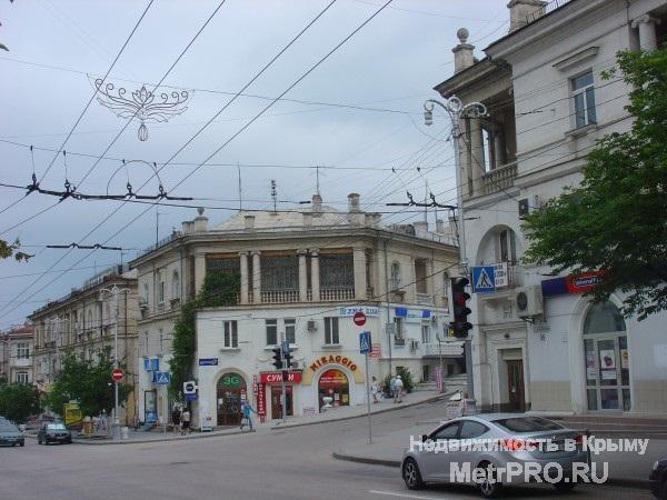 На КРАСНОЙ ЛИНИИ Сдается в Аренду Торгово-Офисное помещение на Большой Морской г. Севастополь , площадью 74 кв.м. за... - 1