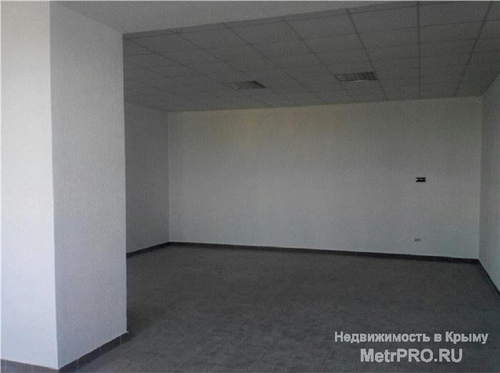 Аренда Помещения под Торгово-Офисную деятельность по адресу ул Пр Победы г. Севастополь . Расположен на первом этаже,... - 1