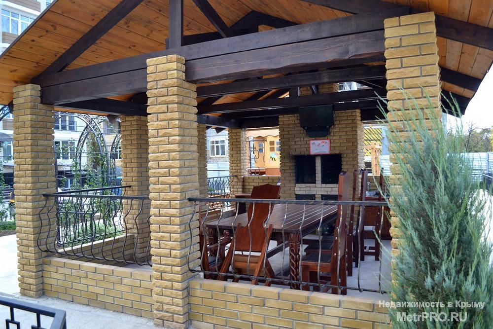 Продажа 3 комнатной квартиры в новом жилом комплексе в Евпатории.     Комплекс расположен в центре Евпатории, в... - 1
