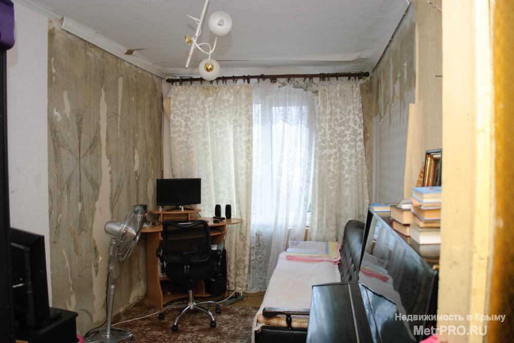 Продается 2 ккв. 44 кв. м. 5-й этаж 5-ти этажного дома под ремонт. Расположена в тихом спальном районе, из окна...