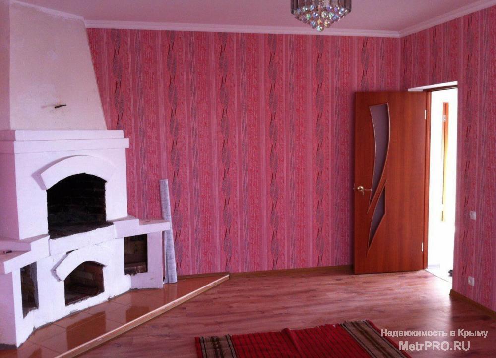 Дом построен в 2011 году, 4 спальни (17, 16, 16 и 12,5 м2), гостиная с камином 25 м2, просторная кухня 17 м2, 2... - 2