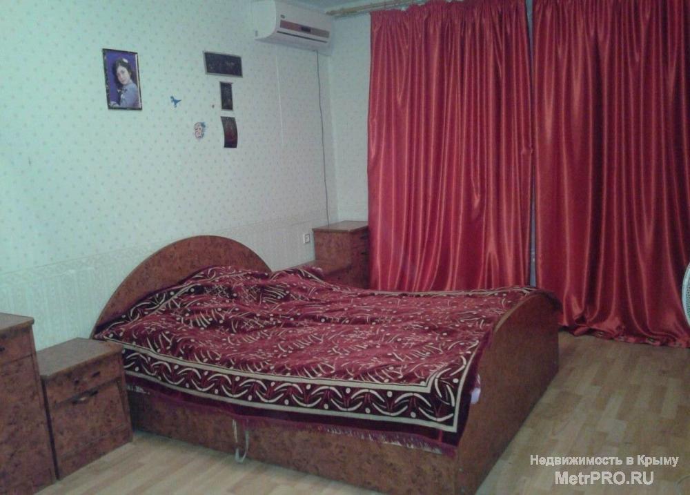 Продается квартира в спальном районе города.     В квартире произведена перепланировка, по индивидуальному проекту,... - 2