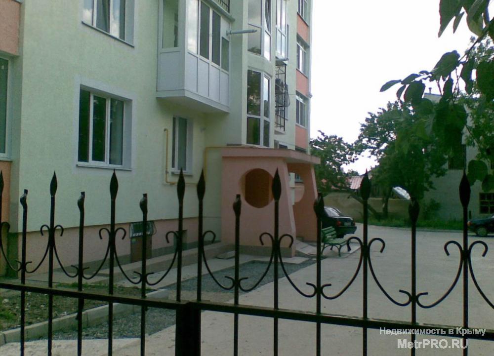 Продаю квартиру, район ул Гавена-Залесская, дом 2011 года.    Оогороженная придомовая территория с автопарковкой;... - 1