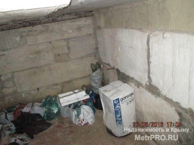 Продается капитальный гараж с подвалом и возможностью построить второй этаж (есть две стенки от соседей). Ворота... - 4
