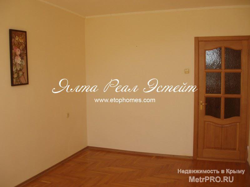 Трехкомнатная квартира, общей площадью 86 м2 (две комнаты по 18 м2, одна 15 м2), в Ялте, по улице Макаренко,... - 4