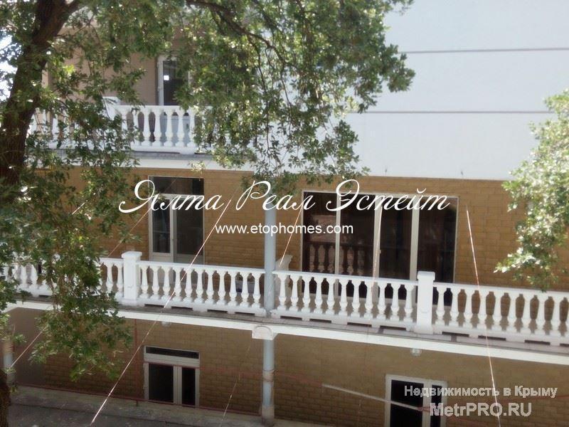Продается дом в экологически чистом районе Крыма пгт. Гаспра.     Продаваемый дом находится с такими же пятью домами... - 1