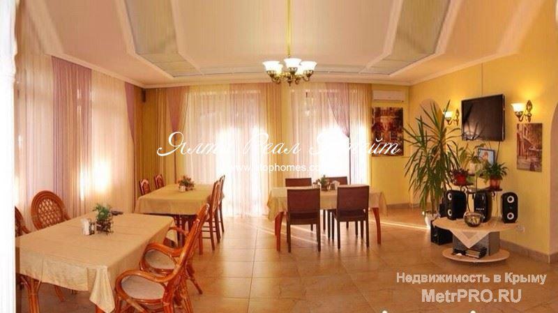Продается вилла в Симеизе. Элитный 4-х этажный жилой дом, общей площадью 487,5 м2, укомплектованный мебелью и бытовой... - 8