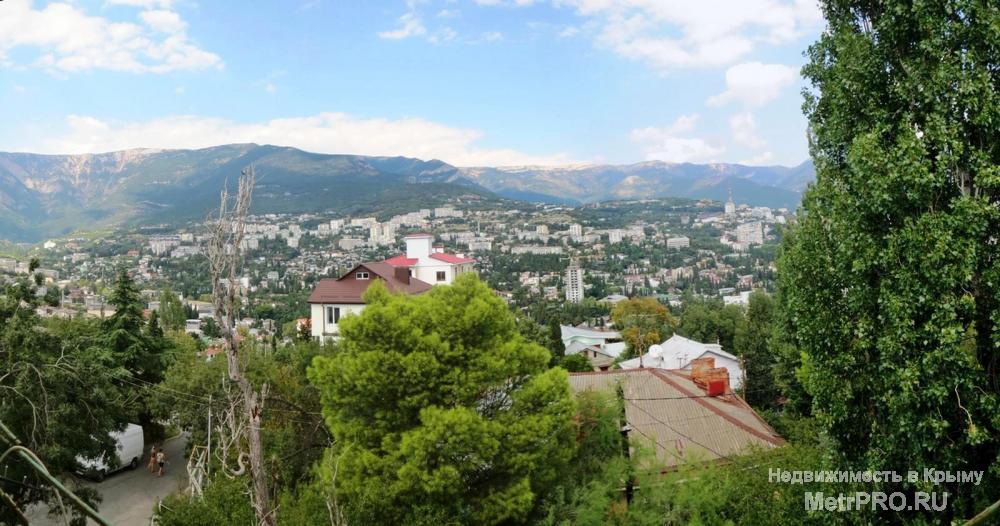 Продается 2-х уровневая квартира в Ялте (ул. Достоевского). Бутовый дом расположен в спокойном, зеленом районе... - 4