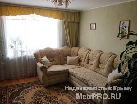 Продам свою 2-комнатную квартиру у МОРЯ с мебелью в новом доме с автономным отоплением. ХОЗЯИН.     Преимущества:  -... - 4