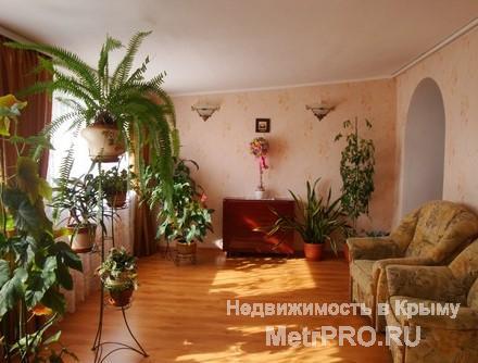 Продам свою 2-комнатную квартиру у МОРЯ с мебелью в новом доме с автономным отоплением. ХОЗЯИН.     Преимущества:  -... - 5