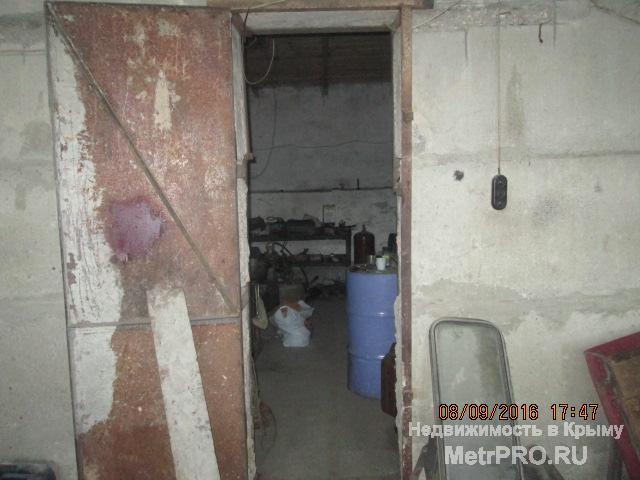 Продается гараж в гаражном кооперативе. Очень большой. В нём поместится КАМАЗ или Икарус. Или 2-3 легковые машины.... - 5