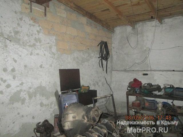 Продается гараж в гаражном кооперативе. Очень большой. В нём поместится КАМАЗ или Икарус. Или 2-3 легковые машины.... - 8