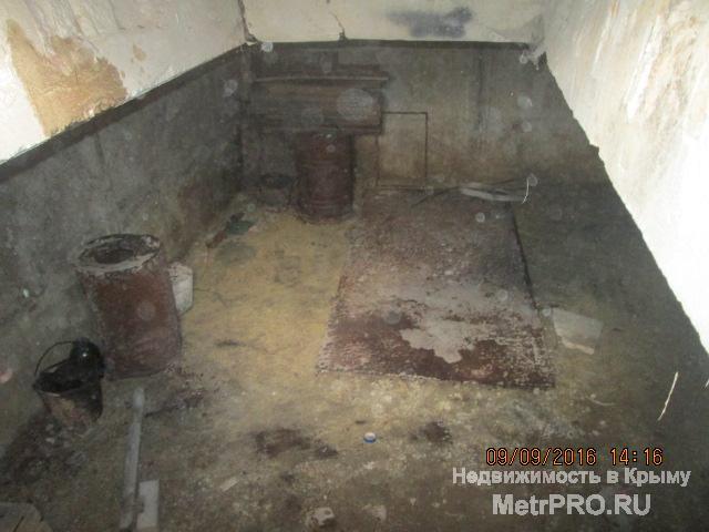 Продается гараж в гаражном кооперативе. Просто гараж. С подвалом. Длина гаража 6 метров, ширина 3,6 метра. Если... - 3