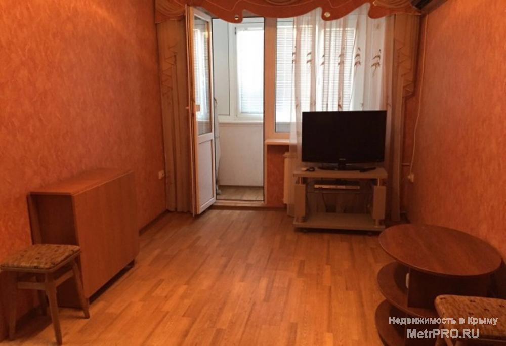 Сдается 2к квартира ул Гагарина Космос . 2/5,  42м кВ , 4 спальных места , 2 кровати . ТВ , кабельное цифровое ТВ ....