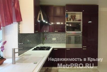 Г. Керчь, ул. Рыбаков 3, 1/5, монолитного дома, 4-х ком. квартира  Продам  светлую уютную четырёхкомнатную квартиру с... - 3
