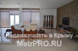 Предлагаем к продаже в экологически чистом районе на побережье Черного моря новый 2 х эт. коттедж  500 кв.м., в стиле... - 1