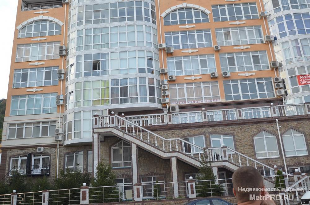 Продается 2-х комнатная квартира в живописном месте, с видом на море, по адресу: ЖК Дарсан- Палас, ул.Загородная....