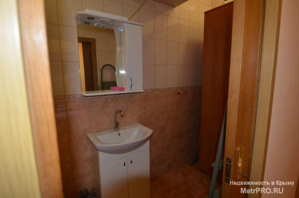 Продаётся помещение oбщ. пл. 30.1 м2 по ул. Суворовская на 1 этаже 5 этажного жилого дома. Помещение с ремонтом,... - 3